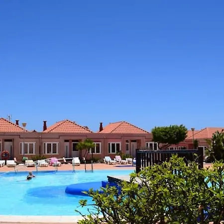 Comfortable House In Antigua With Shared Pool