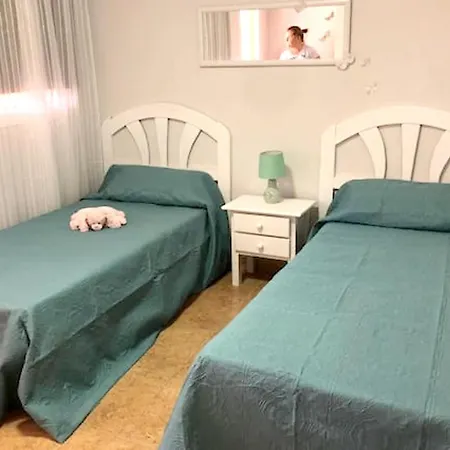 Comfortable House In Antigua With Shared Pool