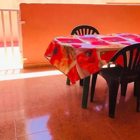 Tatil Evi Comfortable House In Antigua With Shared Pool