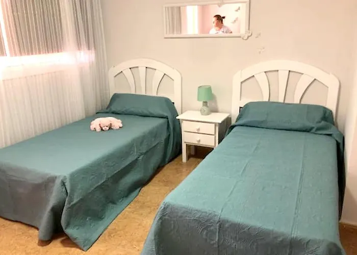 Comfortable House In Antigua With Shared Pool