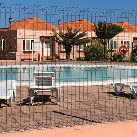 Feriehus Comfortable House In Antigua With Shared Pool *