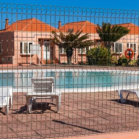 Hébergement de vacances Comfortable House In Antigua With Shared Pool
