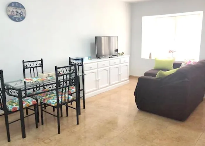 Prázdninový dům Comfortable House In Antigua With Shared Pool